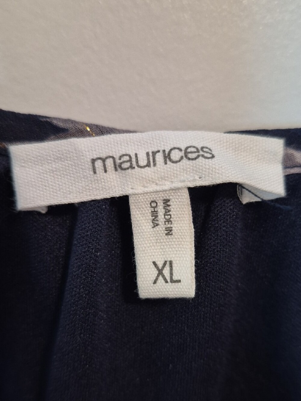 Maurices Navy Floral Peasant Blouse with Rose Print Size XL - Picture 2 of 12